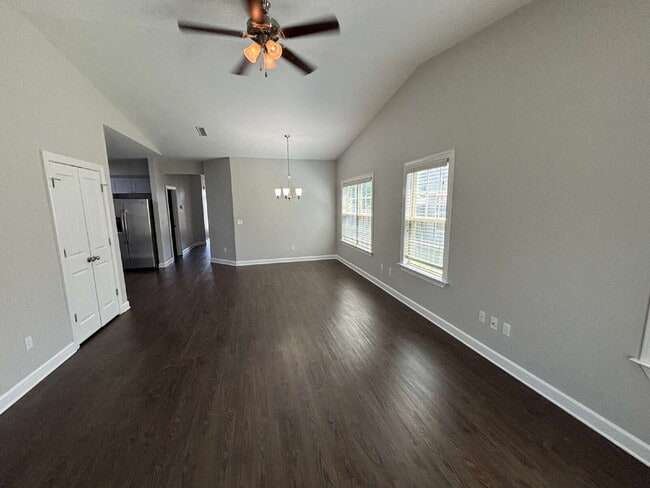 Building Photo - FOR RENT in Dothan, AL!!