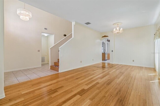 Building Photo - 12803 Longcrest Dr