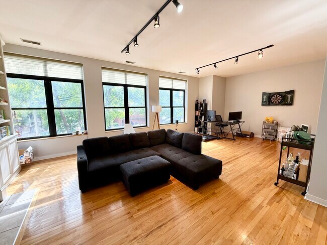 Foto del edificio - 522 N Elizabeth St
