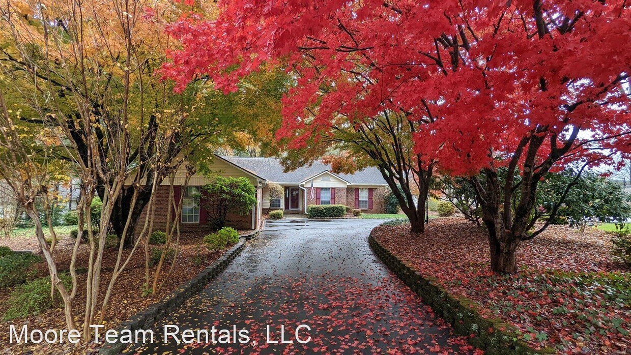 Primary Photo - 3 br, 2 bath House - 1 Pebble Beach Ct