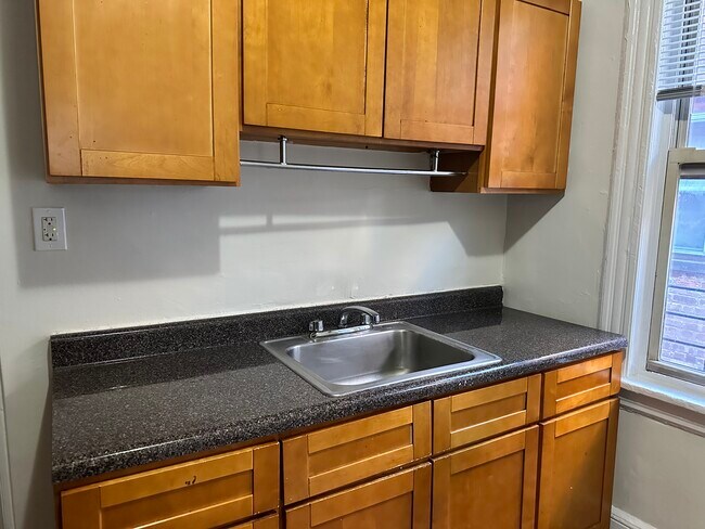 Foto del edificio - 375 Madison Ave