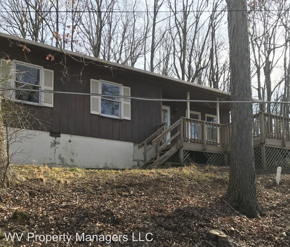 Primary Photo - 815 Walker Rd