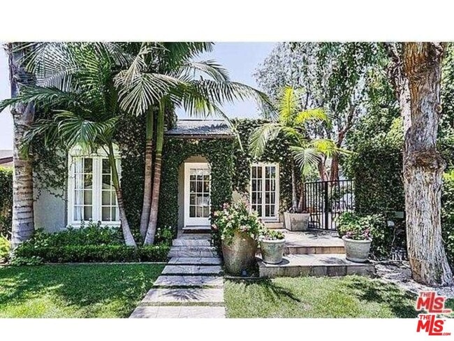 Foto del edificio - 859 N Spaulding Ave