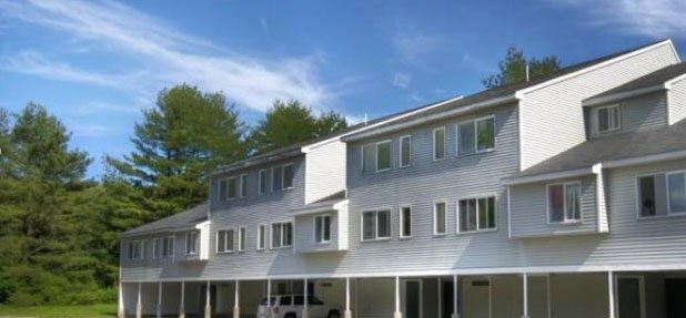 Building Photo - 100 Clearwater Dr