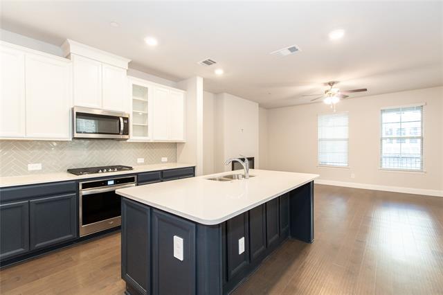 Building Photo - 7828 Manilla Dr