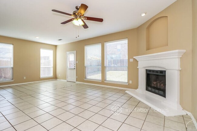 Building Photo - 11801 Bobcat Dr