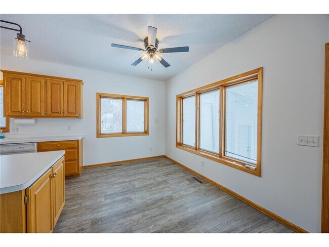 Foto del edificio - 23865 County Rd 10