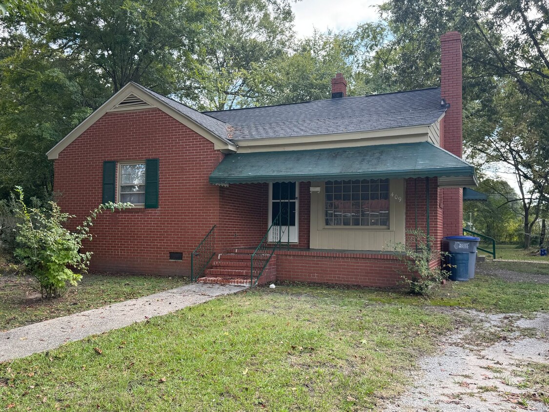 Foto principal - 3 Bedroom House - Edgecombe County