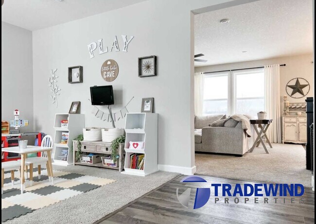 Building Photo - 5686 Fair Haven Trl