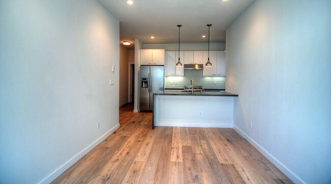 Photo - 1373 Minna St Apartment