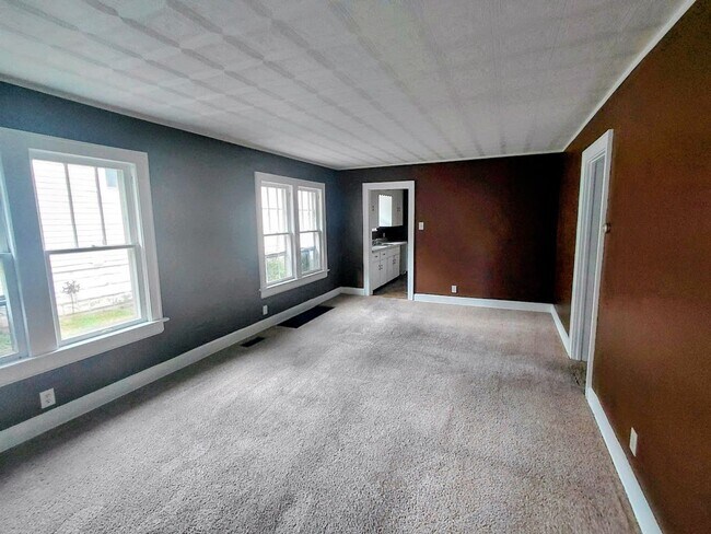 Building Photo - 2 Bedroom 1 Bathroom Home for Rent