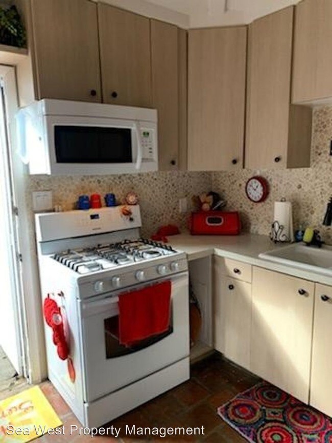 Foto del edificio - Studio, 1 bath House - 224 El Portal St #1