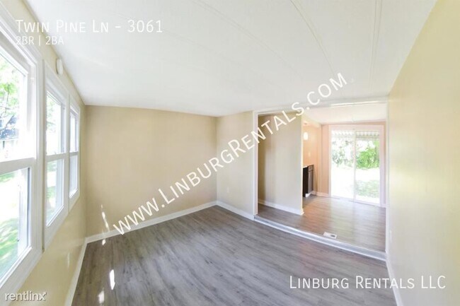 Building Photo - 2 br, 1.5 bath House - 3061 Twin Pine Ln
