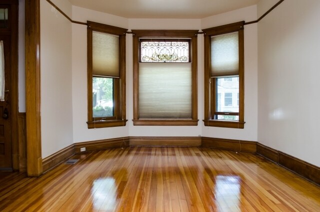 Foto del edificio - 2716 N Troy St