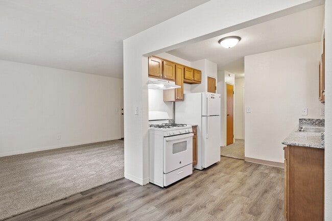 Building Photo - Oakview Apartments