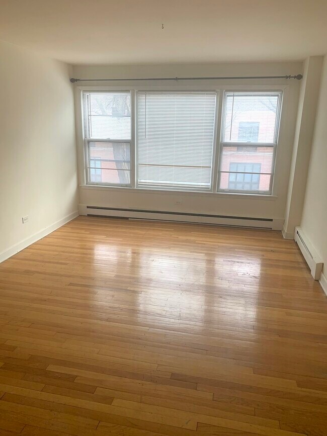Foto del edificio - 5605 W Goodman St