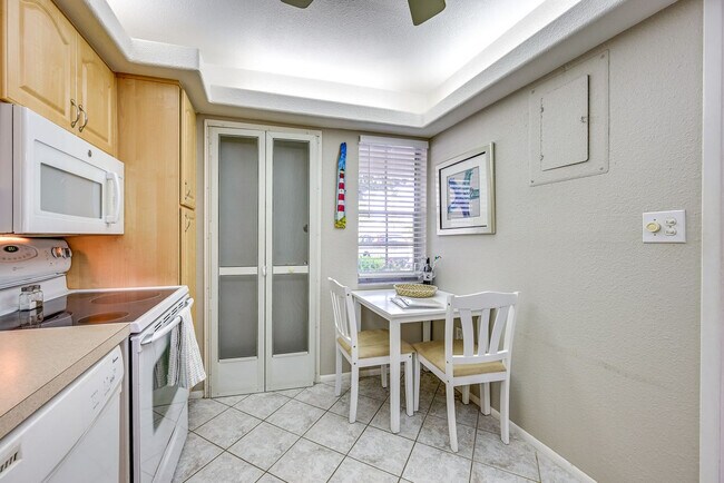 Foto del edificio - 7452 W Country Club Dr N