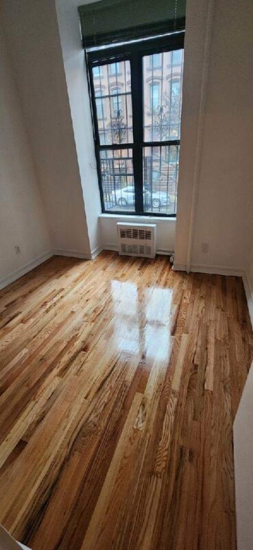 Foto del edificio - 15 E 126th St
