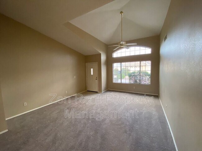 Building Photo - 1333 N Higley Rd