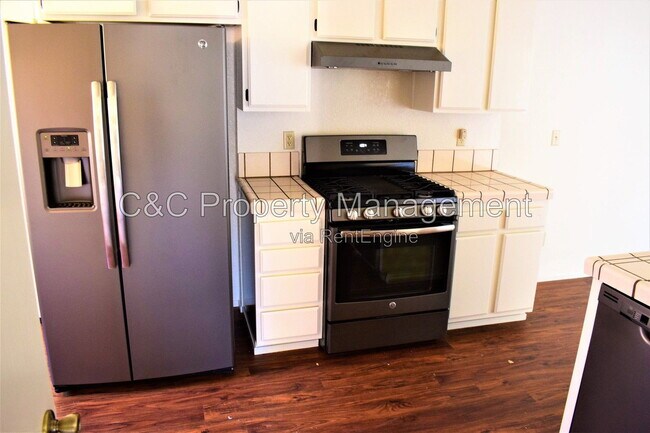 Foto del edificio - 1026 Olympic Ln