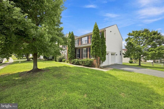 Building Photo - 20 Pinehurst Ln