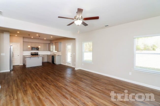 Building Photo - 125 Chapel Meadow Ln SW