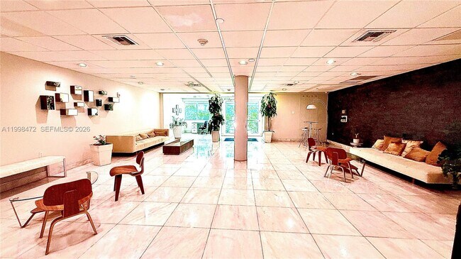 Foto del edificio - 1035 West Ave