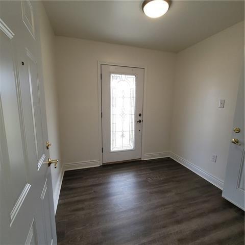 Building Photo - 128 Sam St