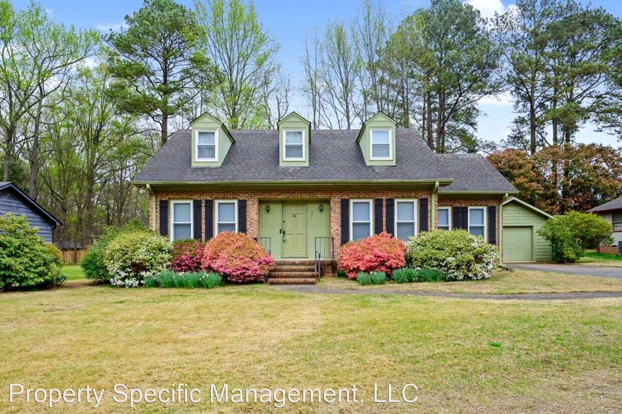 4 br, 3 bath House 311 Walnut Street House Rental in Cary, NC