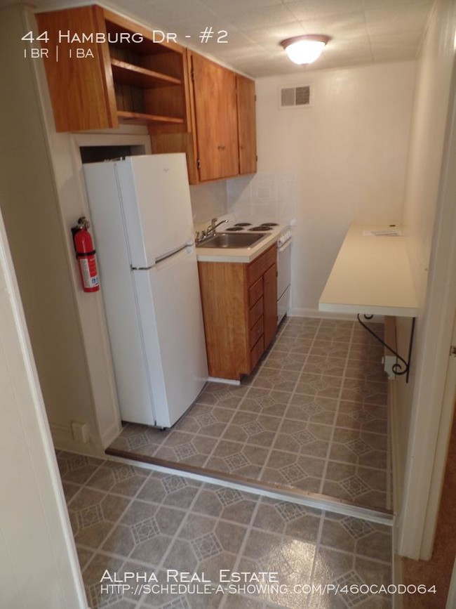 Building Photo - 1 bedroom in Weaverville NC 28787