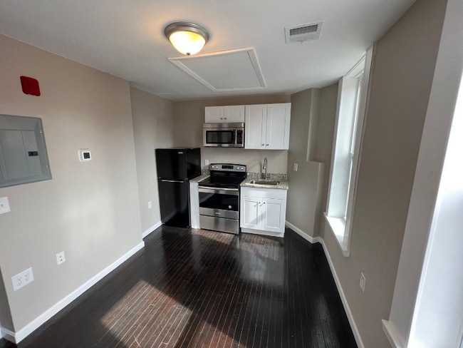 Photo - 197 Appleton St Apartment