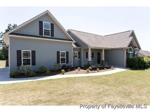 Building Photo - 121 Harding Ln