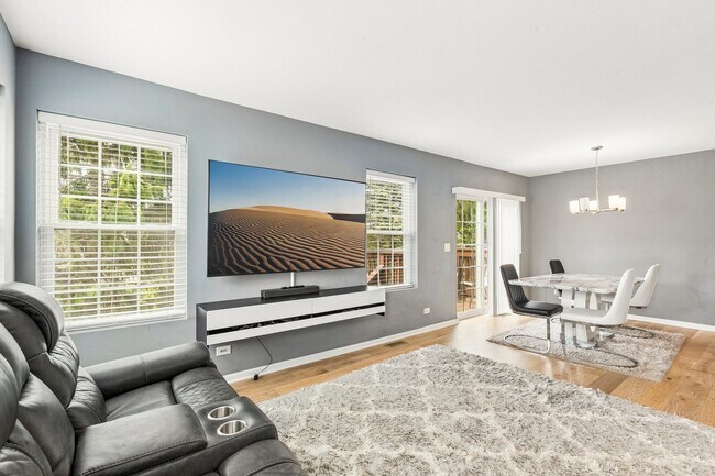 Foto del edificio - 476 Windham Cove Dr