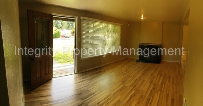 Foto del edificio - 3122 N Villard St