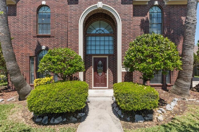 Building Photo - 4512 Alamance Dr