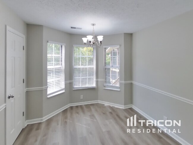 Foto del edificio - 1417 Market Square Ct