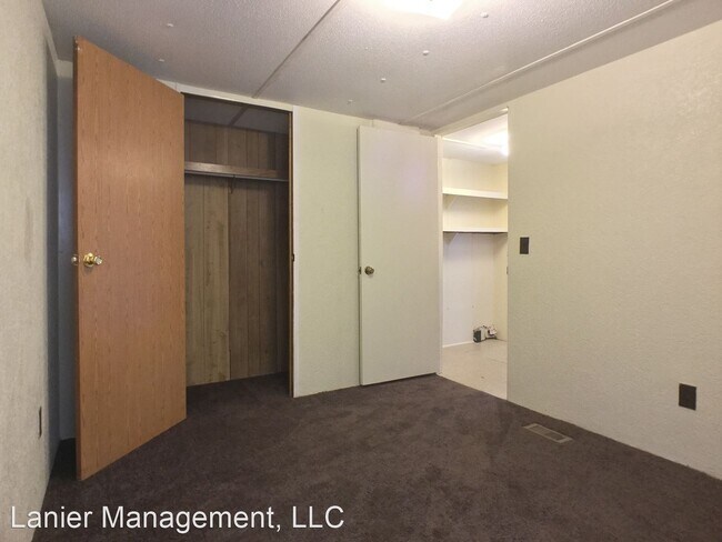 Building Photo - 2 br, 1 bath House - 1717 Grove Point Road...