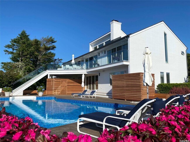Foto del edificio - 30 Tanners Neck Ln
