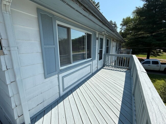Building Photo - 6108-6108 Scotch Blue Dr