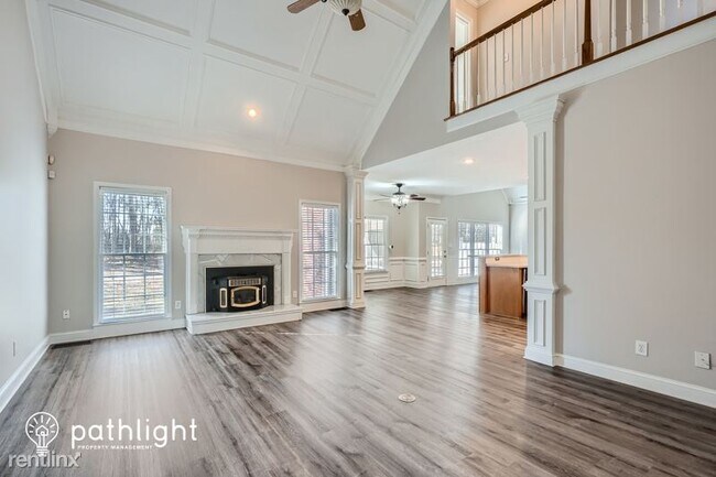 Building Photo - 5 br, 4.5 bath House - 313 Bell Isle UNIT