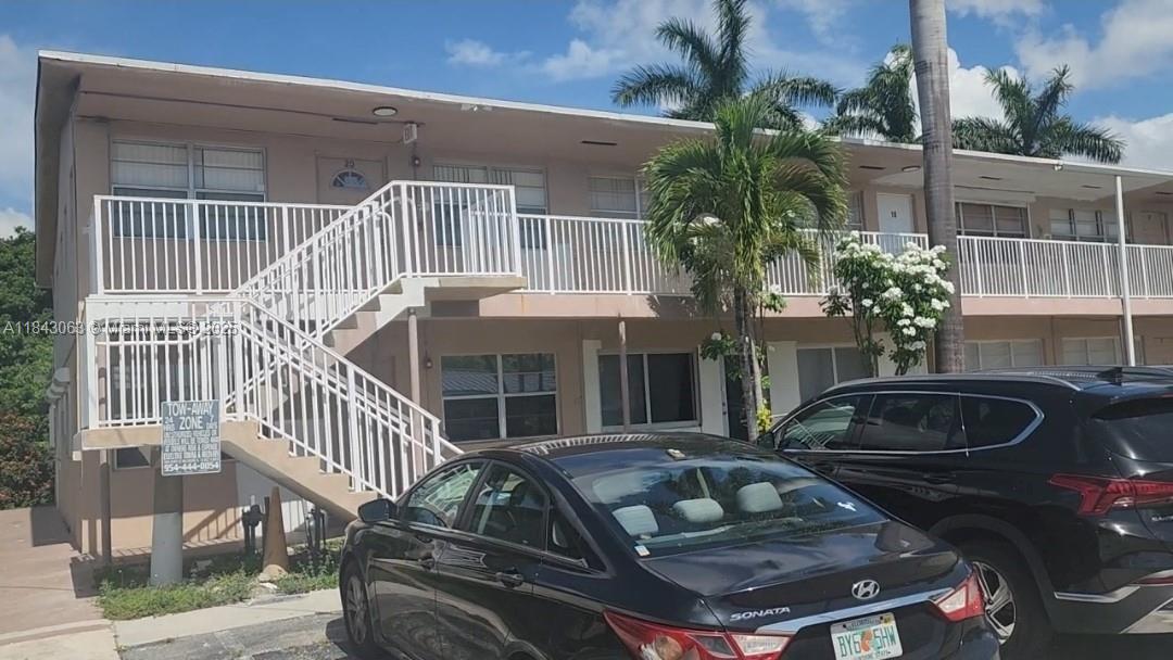 Foto principal - 230 SW 11th Ave