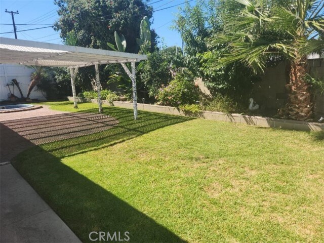 Building Photo - 16381 Lakemont Ln