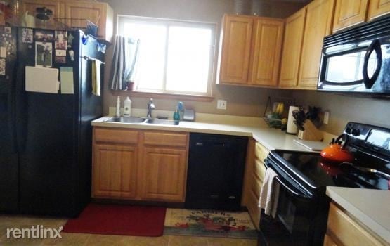 Building Photo - 2 br, 2 bath  - 15755 Parkway Ln Apt 8