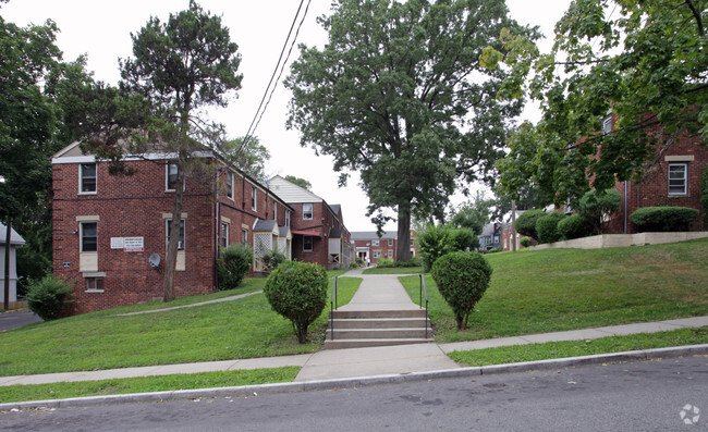 Foto del edificio - 471 Tremont Ave