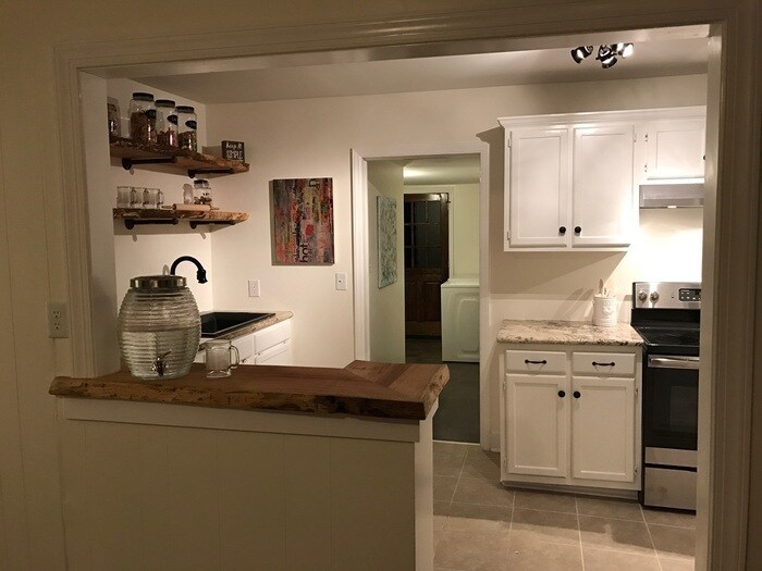 Foto principal - Updated single-family home in downtown Raleigh