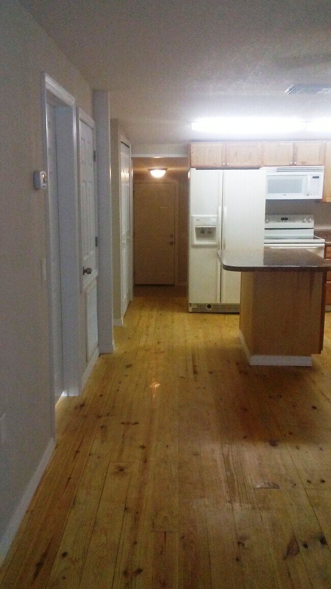 Foto del edificio - 130 E Grace St