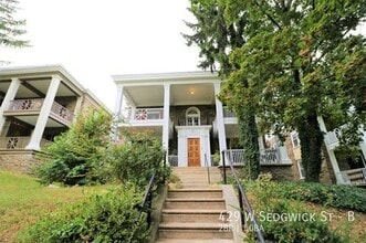 Building Photo - 429 W Sedgwick St
