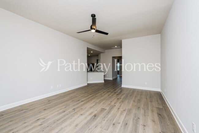 Building Photo - 1037 Costa Vista Trl