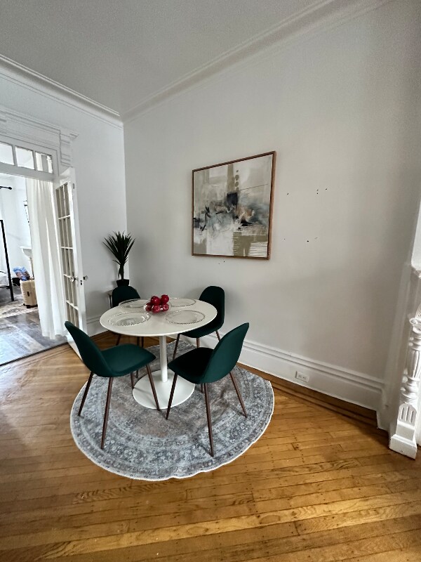 Foto del edificio - 669 Park Pl