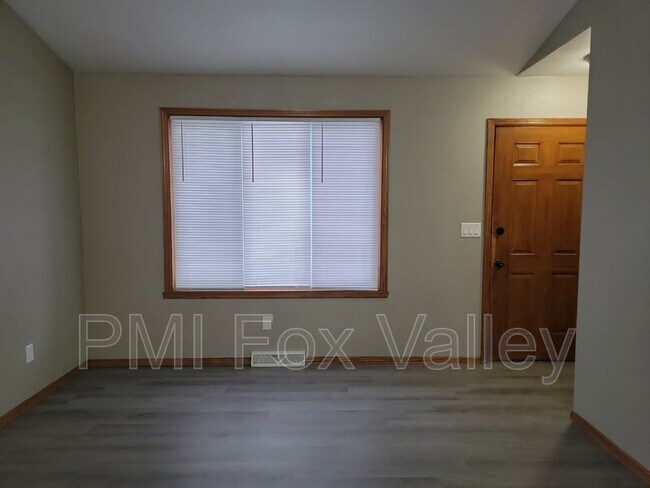 Foto del edificio - 1522 E Tracia Ln